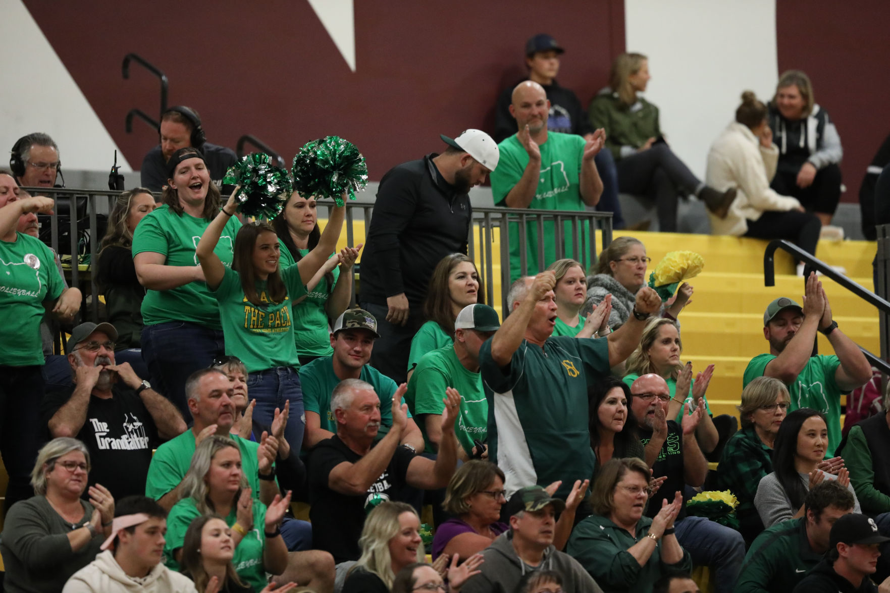 Sweet Home vs. Valley Catholic Volleyball Championship